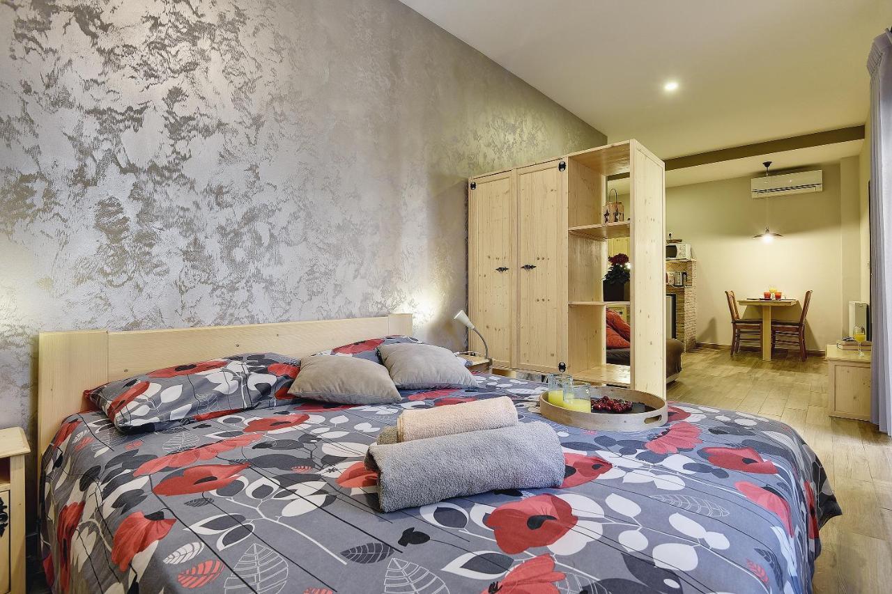 Mimoza Old Town Pula Apartments Екстериор снимка