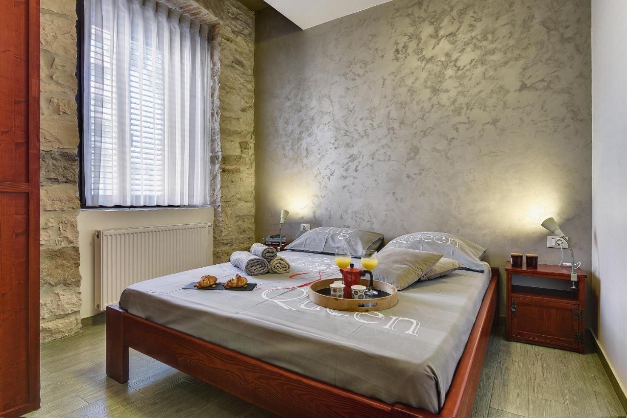 Mimoza Old Town Pula Apartments Екстериор снимка