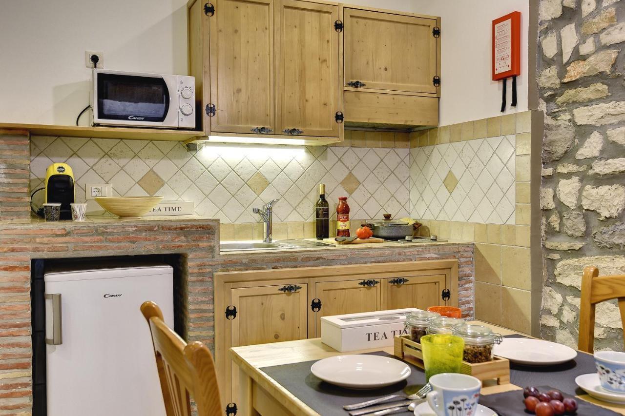 Mimoza Old Town Pula Apartments Екстериор снимка