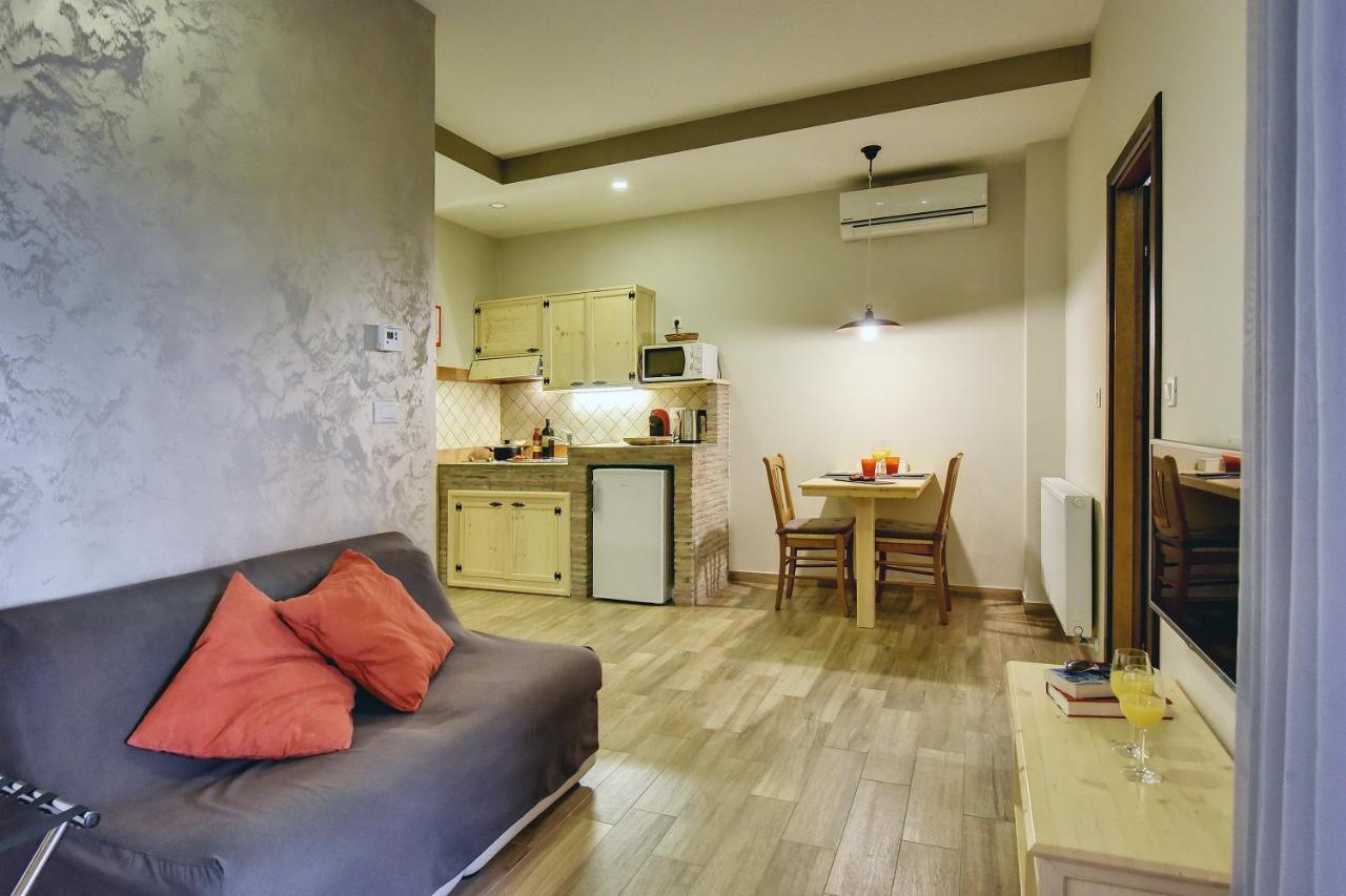 Mimoza Old Town Pula Apartments Екстериор снимка