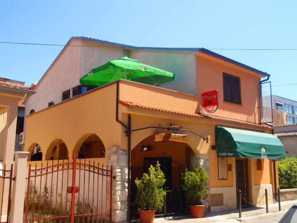 Mimoza Old Town Pula Apartments Екстериор снимка